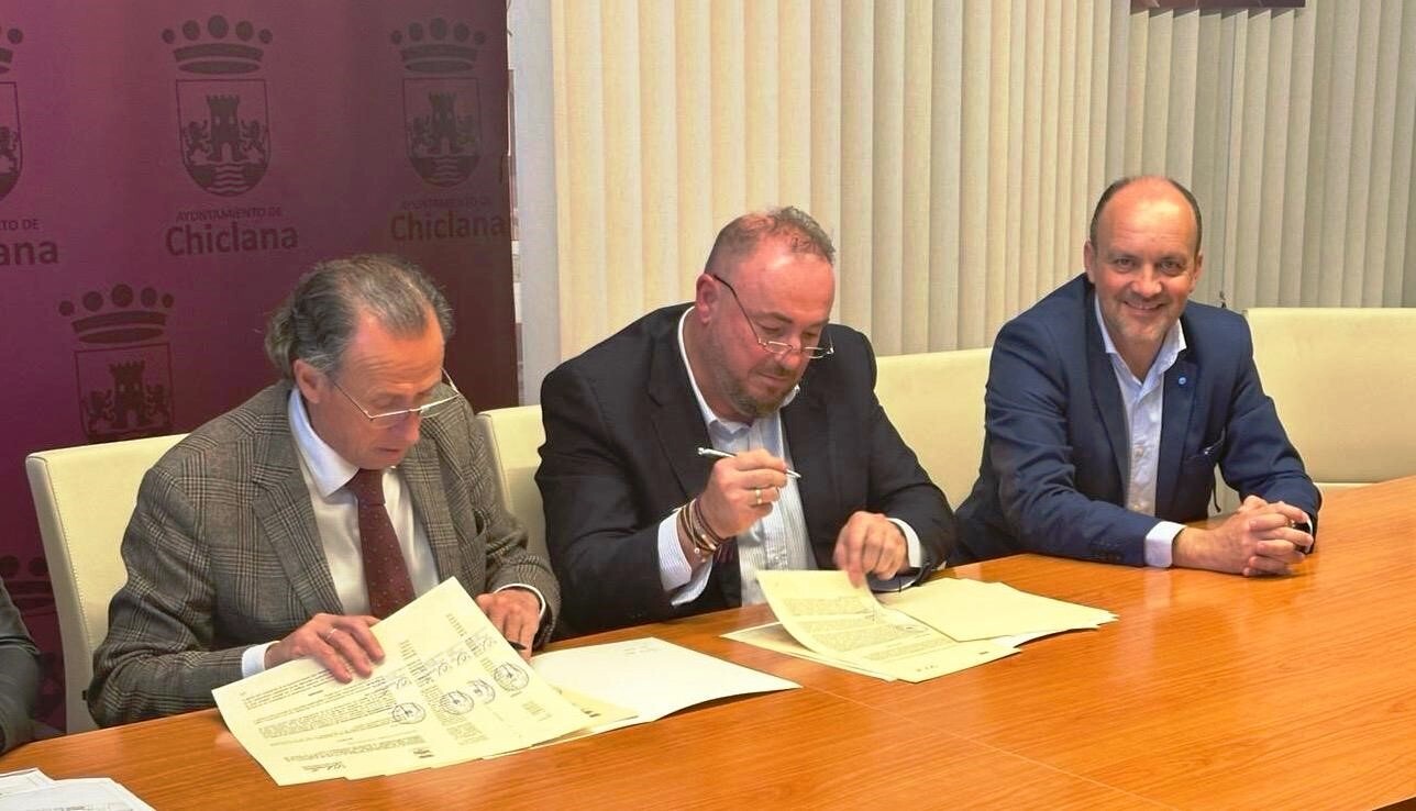 CONCOVI y el Ayunt. de Chiclana de la Frontera firman un protocolo para promover el acceso a viviendas en cooperativas